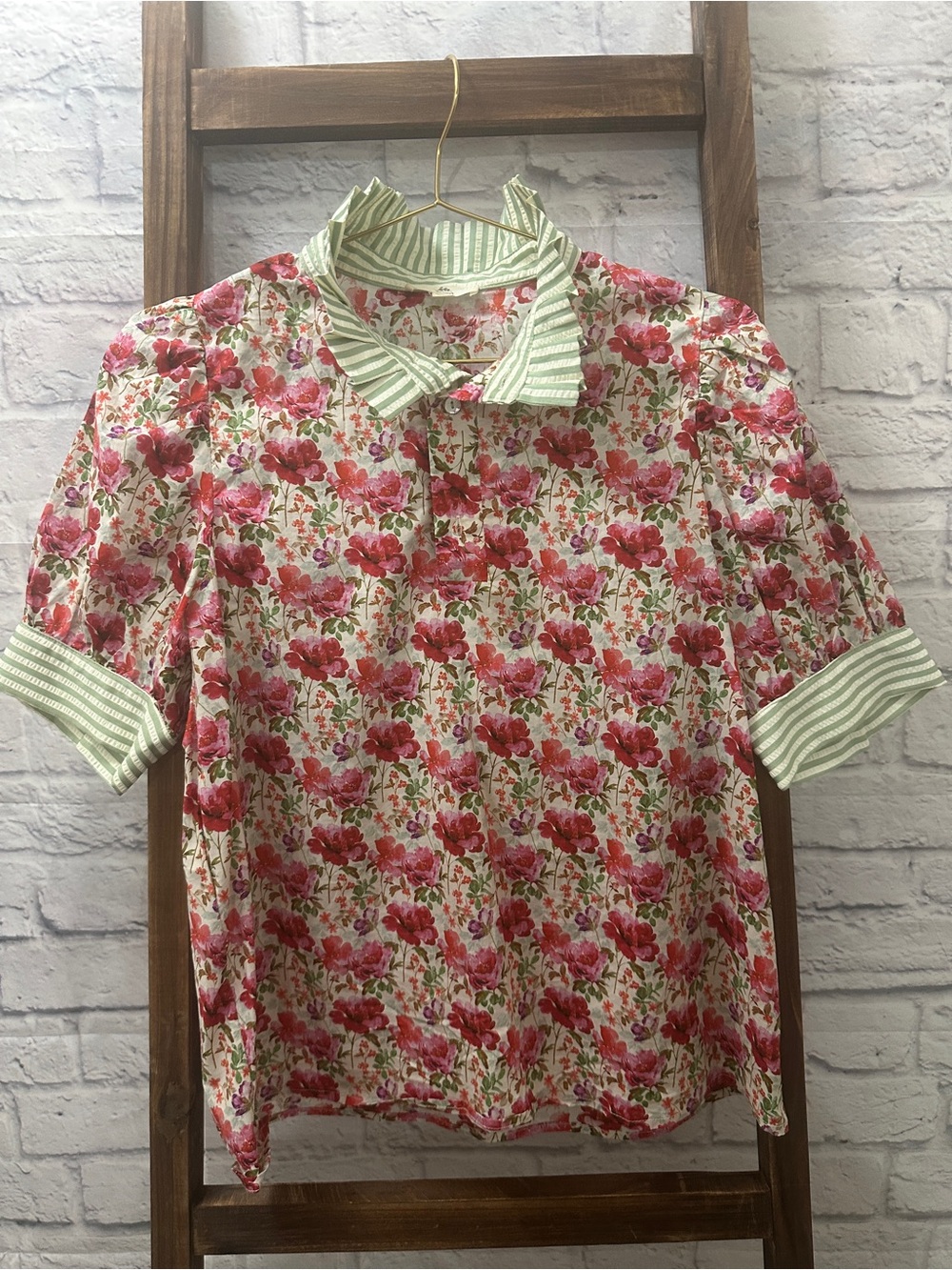 entro Green and Pink Striped Floral Lined Shirt